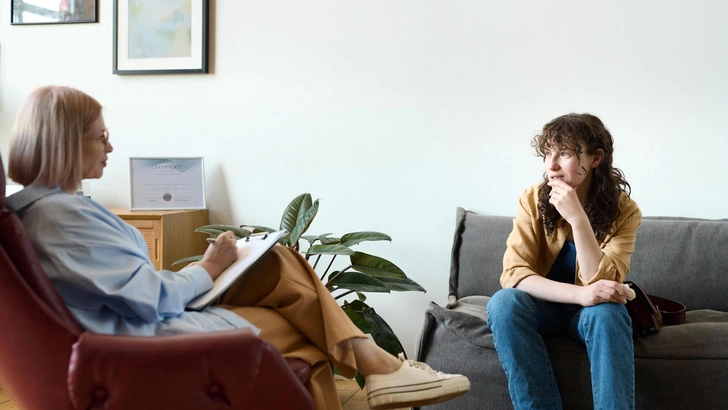 Позитивная психотерапия: что это такое и почему ее путают с другими «позитивными» методами